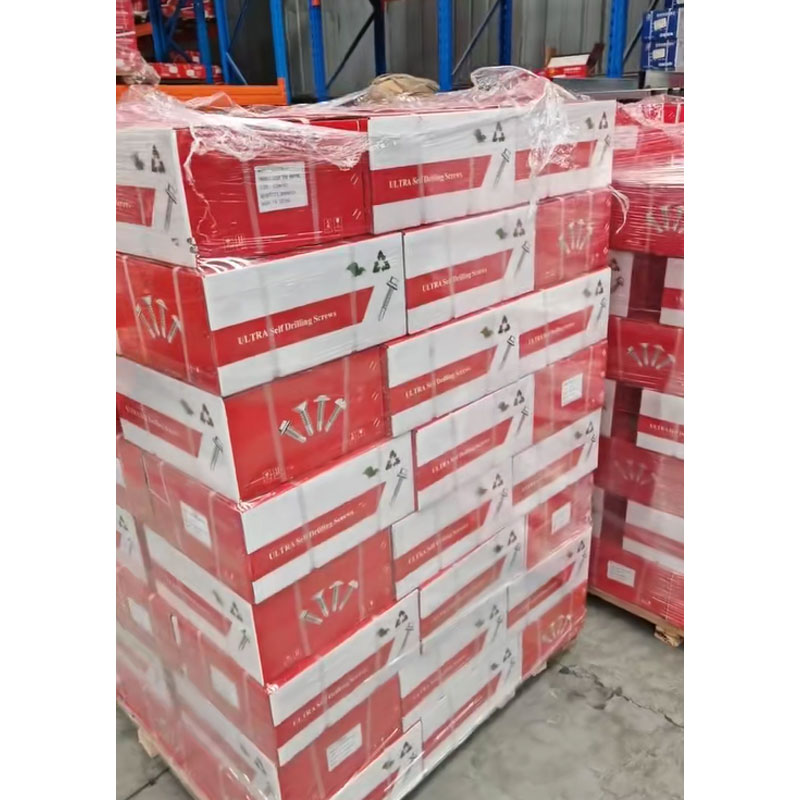 Precisely tailored to construction needs! Zitai Fasteners ships custom screws and packaging boxes to the UK.