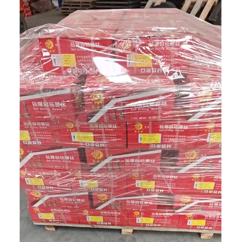 زیتائی فاسٹنرز نے ویتنام میں ہیکساگونل سیلف ڈرلنگ سکرو جہاز بھیجے ، جس سے بیرون ملک مقیم مینوفیکچرنگ کی اپ گریڈنگ کو بااختیار بنایا گیا۔