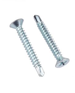 Videz in struktura Oblika glave: Zasnovano z ugreznjeno glavo, ploščate oblike, s prečno vdolbino na zgornji površini za lažje privijanje s križnim ali električnim izvijačem. Po privijanju je lahko glava vijaka poravnana s površino povezanega materiala, pri čemer ostane površina gladka in estetsko prijetna. Vijačna palica: Vijačna palica ima navoje z zmerno globino in enakomernim naklonom, kar zagotavlja gladko navijanje po vrtanju in zagotavlja zanesljivo pritrdilno trdnost. Oblika repa: Rep je koničast ali zožen, z ostrimi rezalnimi robovi, kar omogoča neposredno vrtanje v materiale, kot so kovina, les ali plastika brez predvrtanje.Material in površinska obdelavaMaterial: Pogosti materiali vključujejo ogljikovo jeklo, kovano železo in nerjavno jeklo. Vijaki iz ogljikovega jekla so trdi in stroškovno učinkoviti, vendar imajo slabo odpornost proti rji; kovano železo ima boljšo odpornost proti rji kot ogljikovo jeklo, vendar manj kot nerjavno jeklo; nerjaveče jeklo ponuja močno odpornost proti rji, vendar je dražje. Površinska obdelava: Galvanizacija s cinkom tvori enotno plast cinka na površini vijaka, kar učinkovito poveča odpornost proti koroziji in preprečuje rjo, primerno za zunanja ali vlažna okolja. Cinkovi premazi so na voljo v barvah, kot sta modro-bela ali mavrični cink, ki jih je mogoče izbrati glede na dejanske potrebe in okoljske zahteve. Tehnični podatki Premer: Na voljo v Φ3,5, Φ4,2, Φ4,8, Φ5,5, Φ6,3 itd., primerni za različne debeline in trdnosti materiala. Dolžina: Širok razpon dolžin, običajno od nekaj milimetrov do več kot sto milimetrov, lahko izbrani glede na posebne potrebe namestitve. Lastnosti delovanja Samovrtanje in samorez: Ni potrebe po predvrtanju in narezovanju, lahko vrtajo, tapkajo in pritrdijo neposredno na material, dokončajo namestitev v enem koraku, močno prihranijo čas gradnje in izboljšajo delovno učinkovitost. Varna povezava: V primerjavi z običajnimi vijaki imajo samorezni vijaki višjo trdnost pri izvleku in držanju, kar zagotavlja, da povezava sčasoma ne popusti in zagotavlja zanesljivo in stabilno pritrjevanje. Področja uporabe Uporablja se predvsem za pritrjevanje barvnih jeklenih ploščic v jeklenih konstrukcijah, primerno tudi za pritrjevanje tankih plošč v preprostih zgradbah, kot so stropi iz lahkega jekla, kovinske strehe in dekoracija sten. Pogosto se uporablja v gradbenih dekoracijah, proizvodnji pohištva in avtomobilski industriji. ...