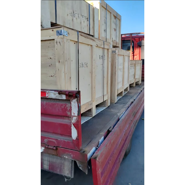 Zitai Fasteners’ three main product categories were successfully loaded onto a ship and shipped in bulk to the Indian market.